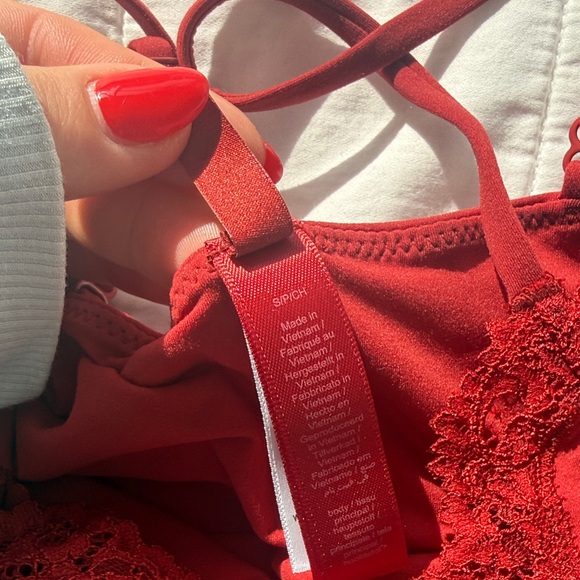 Skims TRIANGLE CAMI size S - Picture 3 of 4